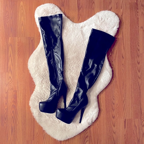 Shoes - Black Thigh High Boots